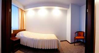 Гостиница Надежда Находка Улучшенный одноместный номер-10
